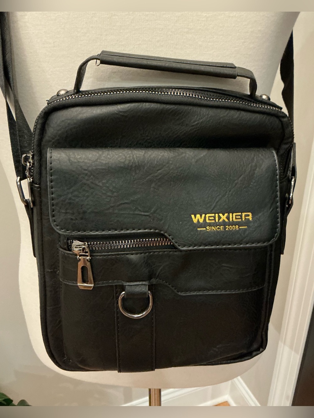 Weixier Black Leather Unisex Crossbody Bag - Compact Travel Messenger